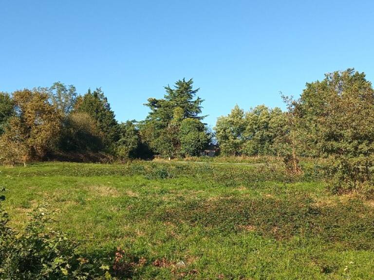 Terrain à bâtir à Saint-Rémy (24700) — photo 1