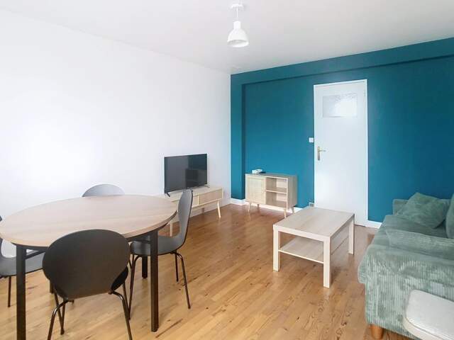 Appartement À Louer meublé — photo du bien