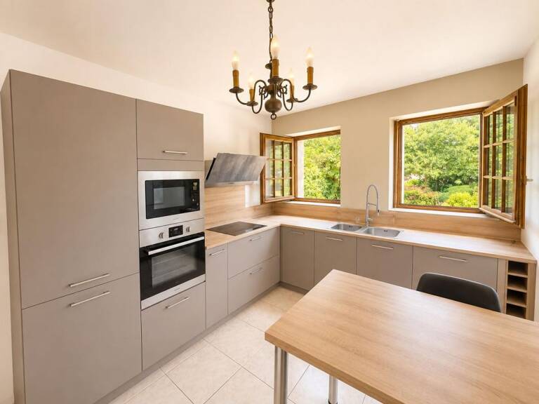 Maison familiale de 115 m² avec jardin et vue sur l’église de Gouesnou — photo 1