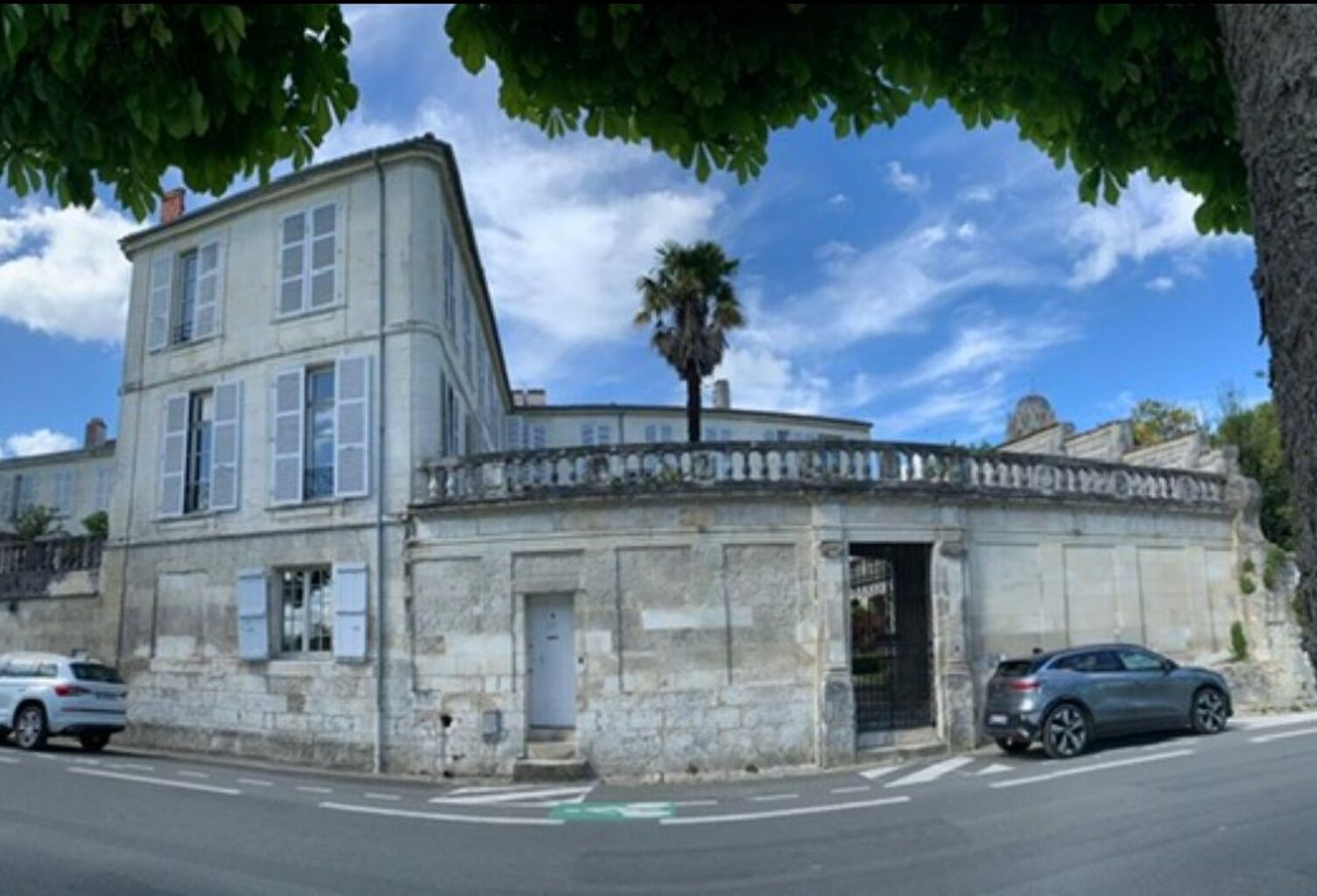Appartement de 78m2 à louer sur Saintes — photo 1