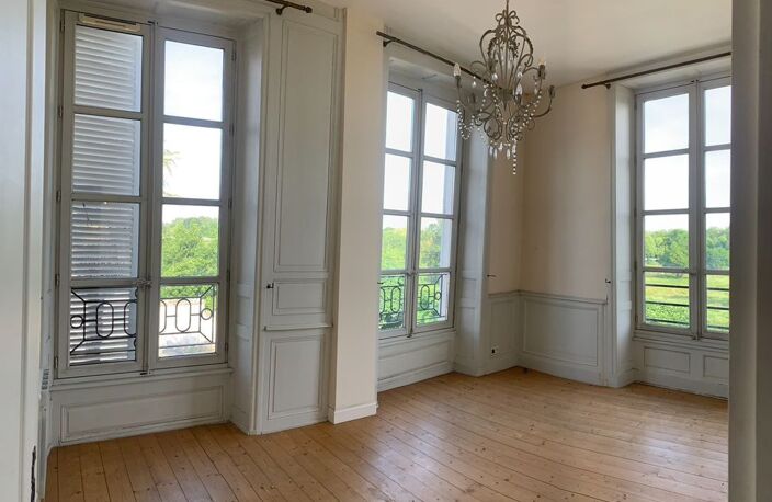 Appartement de 78m2 à louer sur Saintes — photo 4