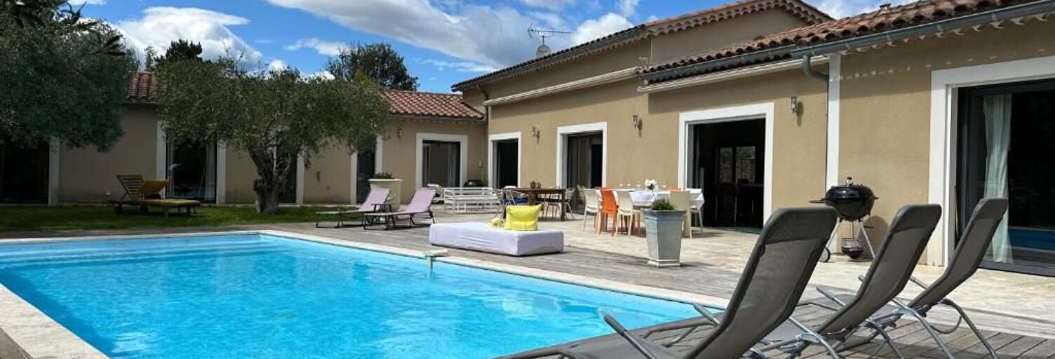 Maison 5 Pièces 243 m² à louer à Vézénobres (30360)