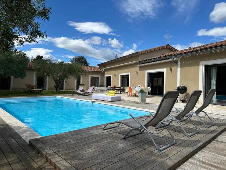 Villa à louer Vézénobres 4 chambres piscine — photo 1