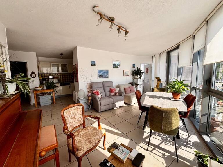 CENTRE VILLE - Appartement T3 À Vendre - TERRASSE — photo 1