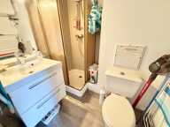 Appartement À Vendre — photo 2