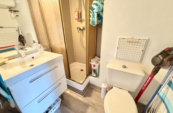 Appartement À Vendre — photo 2