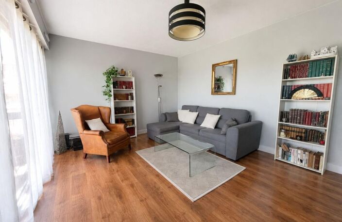 🏡 DAX – T3 TRAVERSANT – 58 M² – 3 BALCONS – ASCENSEUR — photo 2