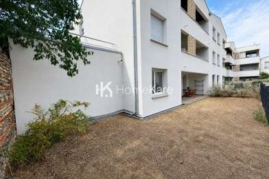 Appartement 3 pièces 860 €