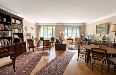 Appartement À Vendre — photo du bien