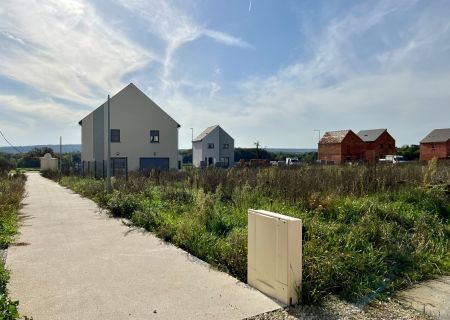 Terrain à bâtir de 200 m² à BRUYERES-LE-CHATEL (91)