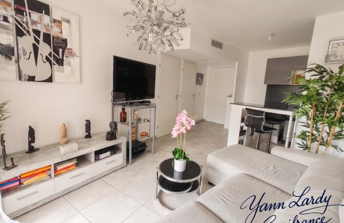LE CAP D’AGDE – CENTRE-PORT | RÉSIDENCE DE STANDING « ICONIC »  SUPERBE APPARTEMENT T2 NEUF ET MEUBLÉ DE HAUTE QUALITÉ – GRANDE TERRASSE — photo 3