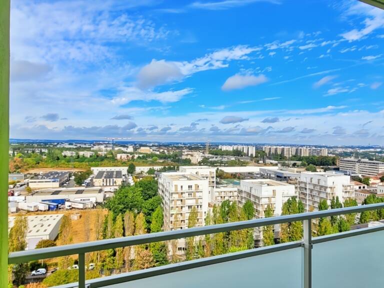 A LOUER – Appartement T2 meublé de 45 m² à Ris-Orangis — photo 1