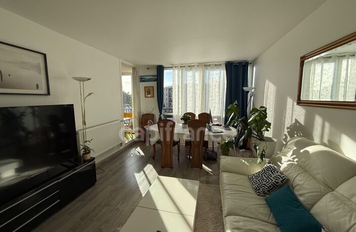 EAUBONNE – F4 de 71 m² avec 3 chambres, cave et parking — photo 3