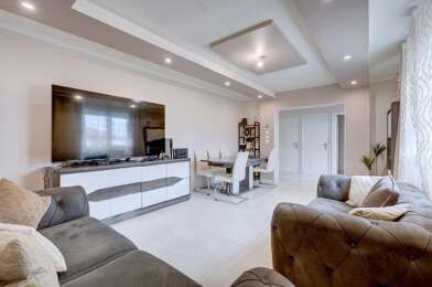 Maison 9 pièces 400000 €