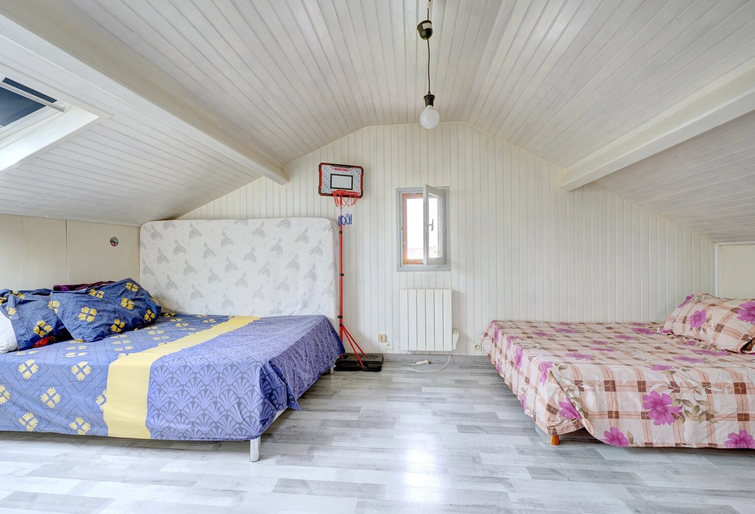 FEYZIN – MAISON 130 M² – 4 CHAMBRES – DEUX ESPACES DE VIE – TERRAIN DE 700 M² — photo 1