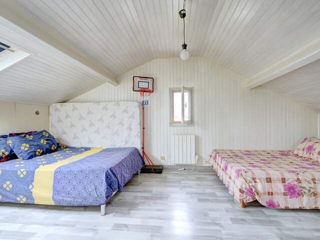 FEYZIN – MAISON 130 M² – 4 CHAMBRES – DEUX ESPACES DE VIE – TERRAIN DE 700 M² — photo du bien