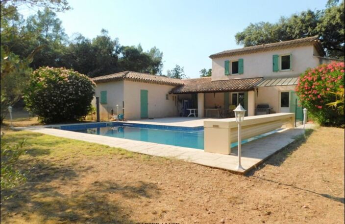 A LE VAL (83143) Maison familiale avec piscine, 4 chambres, grand garage, terrain naturel et boisé — photo 3