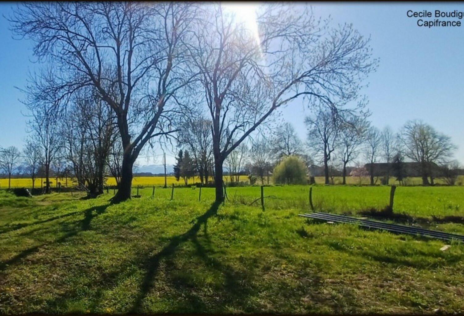 A proximité de Soumoulou, Terrain constructible 1200 m² environ avec un hangar de 80 m² — photo 1