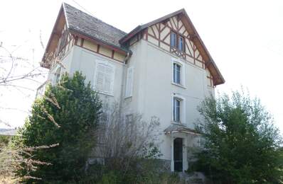 LE THILLOT (88)Maison bourgeoise de caractère à rénover de 280 m²sur trois niveaux, terrain 1000 m²+ garage — photo du bien