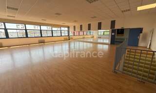 Commerce 2 Pièces 310 m² à vendre à Orgeval (78630)