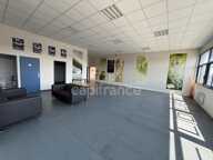 MURS COMMERCIAUX D’EXCEPTION – 310 m² MODULABLES – EMPLACEMENT PREMIUM À ORGEVAL (78) — photo 3