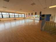 MURS COMMERCIAUX D’EXCEPTION – 310 m² MODULABLES – EMPLACEMENT PREMIUM À ORGEVAL (78) — photo 2