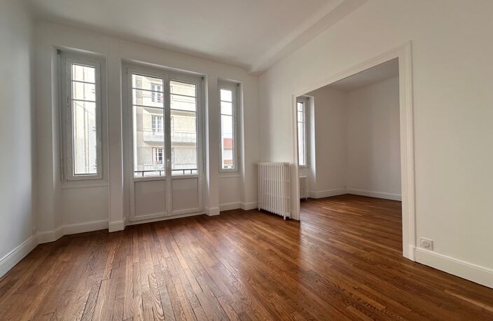 DIJON VICTOR HUGO/MONTCHAPET APPARTEMENT SUPERBEMENT RÉNOVÉ DE 88,45 m2 — photo 5