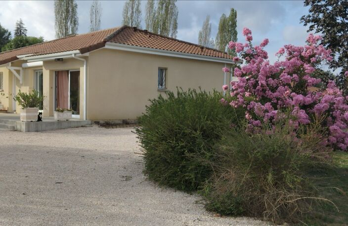 Maison à vendre (65). VILLA 107 m² – PARC ARBORÉ DE 1 720 m² – EXCELLENT ÉTAT – DPE B — photo 2