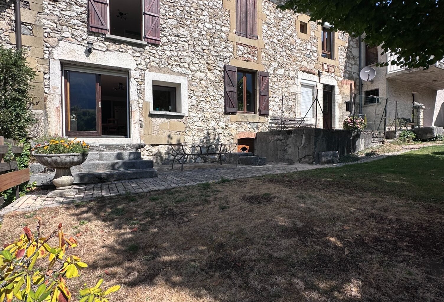 Maison à vendre 9 pièces POMMIERS LA PLACETTE (38) — photo 1