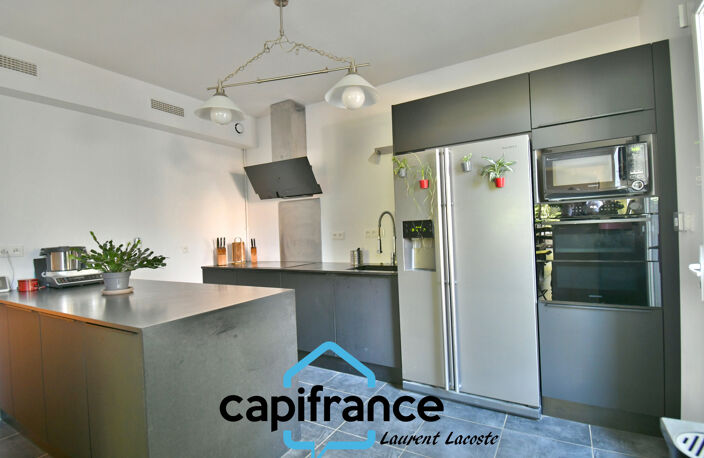 Maison à vendre 5 pièces COLOMIERS (31) - 4 chambres - Climatisation - terrain 500 m² - dépendance de 37 m² — photo 3