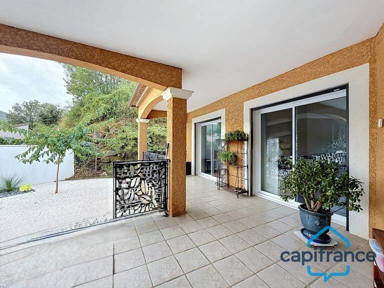 Maison plain-pied à vendre à Anduze – 3 chambres, piscine automatisée, garage, terrasse couverte, terrain 833 m² — photo 1