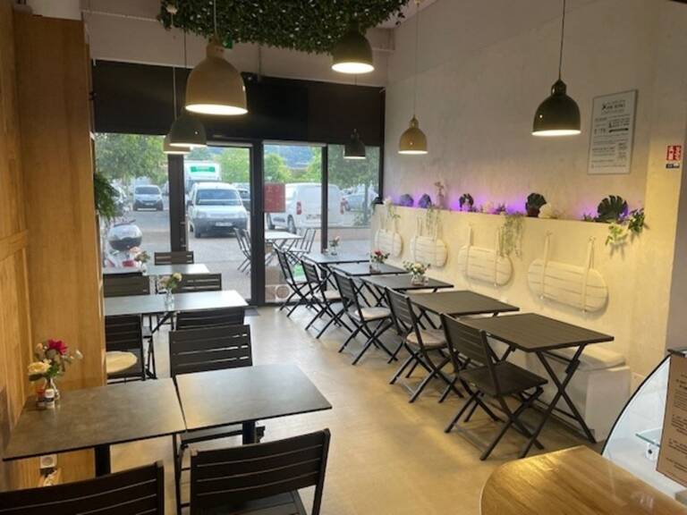 Bail à céder - Local/Restaurant avec Terrasse - Carros - 06510 — photo 1