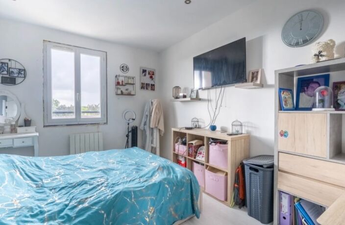 Appartement à vendre 5 pièces CERGY (95) — photo 2