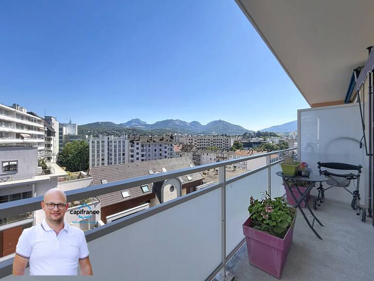 Appartement à vendre 3 pièces CHAMBERY (73) - 70m2 - balcon - garage et cave — photo 1