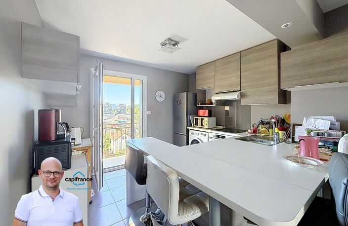 Appartement à vendre 3 pièces CHAMBERY (73) - 70m2 - balcon - garage et cave — photo 5