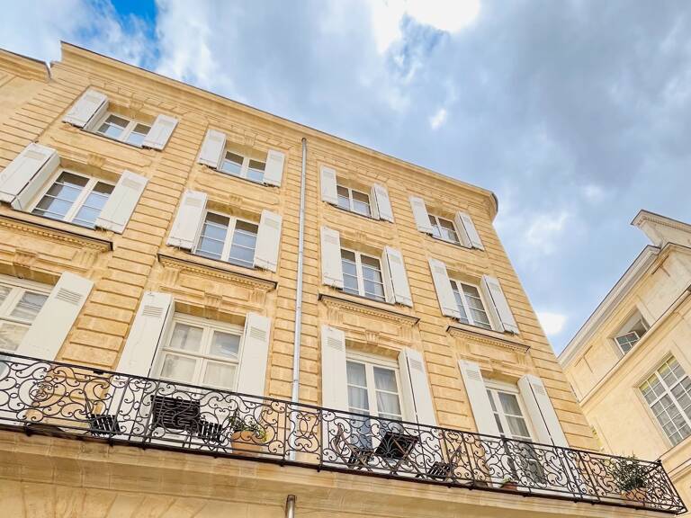Appartement bourgeois de 6 pièces à BORDEAUX  St Paul centre Historique (33) — photo 1