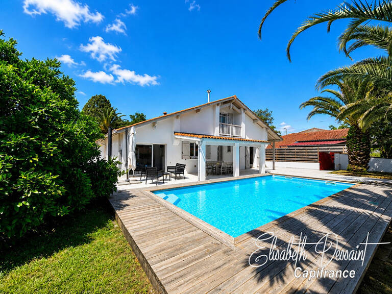 ONDRES – Villa familiale de style basco-landais avec piscine — photo 1