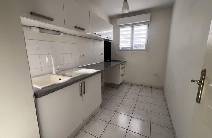 Appartement 3 pièces 65 m2 Marcq-En-Baroeul - parking — photo 2