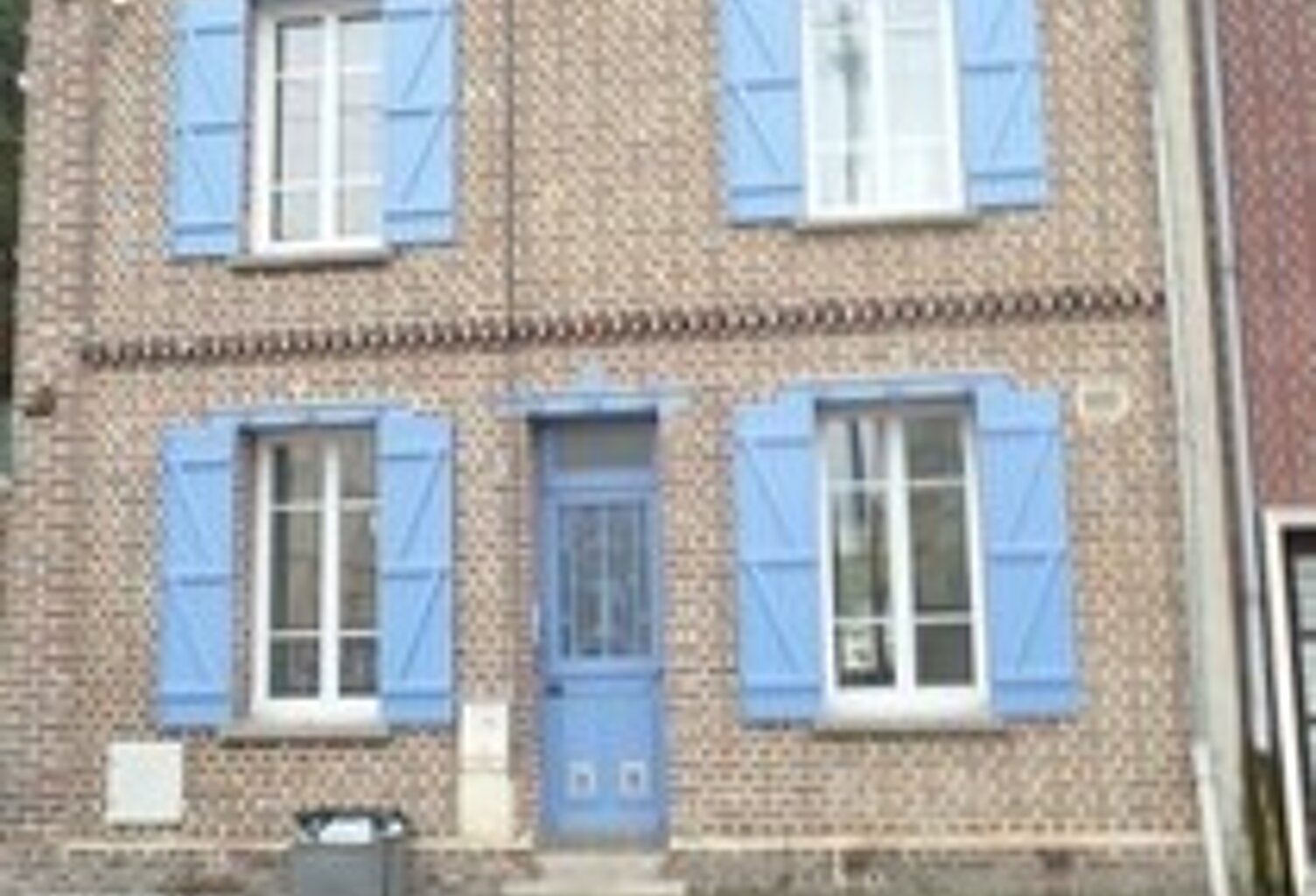 BEAUVAIS — photo 1