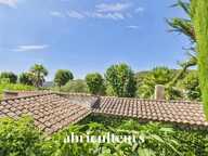Maison familiale avec piscine et jardin avec  5 chambres en vente La Colle-sur-Loup (06480) — photo 4