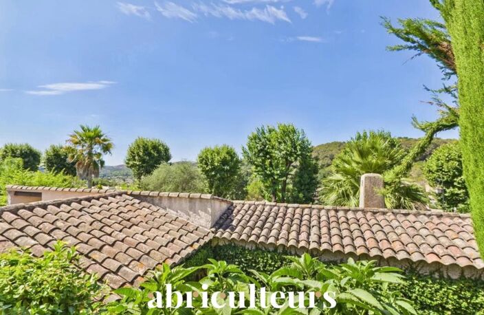 Maison familiale avec piscine et jardin avec  5 chambres en vente La Colle-sur-Loup (06480) — photo 4