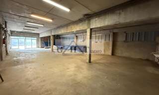 Local industriel  225 m² à louer à Montreuil (93100)