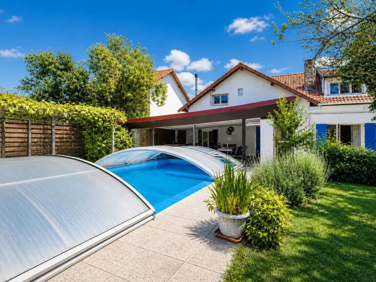 Maison de 5 pièces de 131,3 m² à Sarcelles À 20 minutes de Paris — photo 1