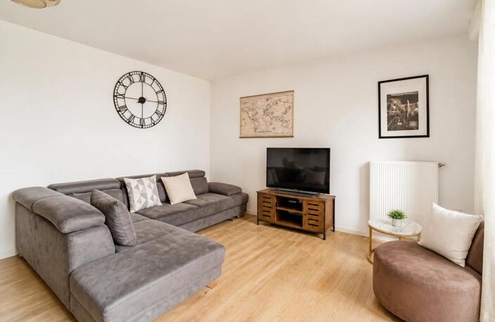 Duplex 3 pièces de 64 m² avec balcon et parking à Stains — photo 3
