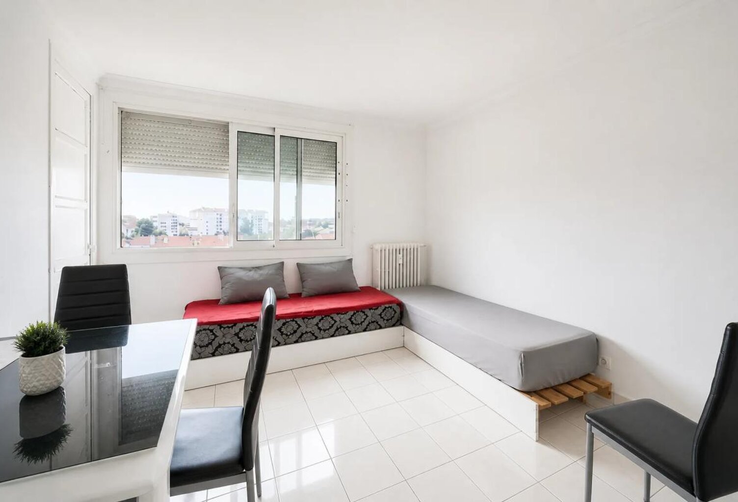 Appartement T4 de 64,85 m² situé à Perpignan — photo 1