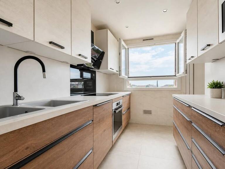 Appartement de 4 pièces de 98 m² à Fontenay-sous-Bois — photo 1