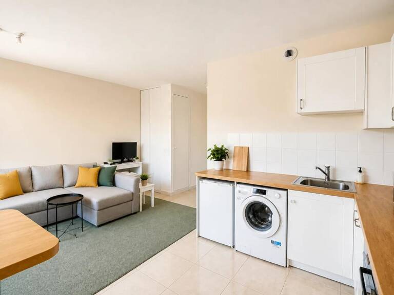 Studio de 1 pièce de 30 m² situé à Poissy — photo 1