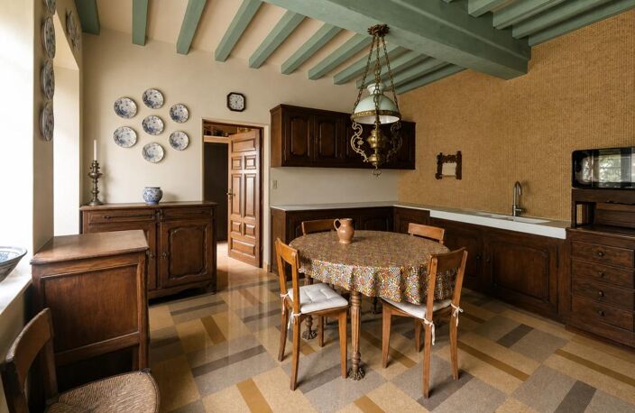 Maison de 9 pièces de 245 m² près de Saint-Hilarion — photo 4