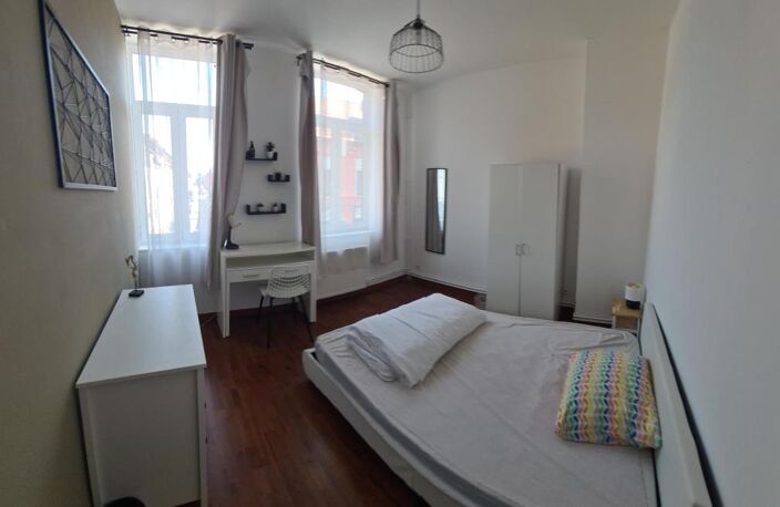 A vendre maison 4 chambres de 102m2 à Roubaix — photo 4