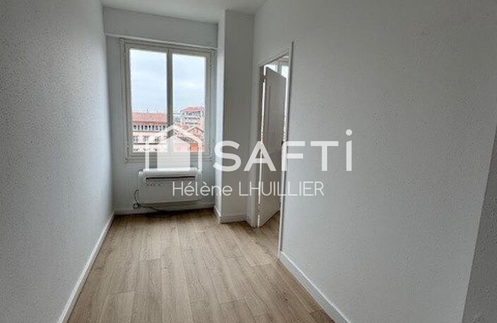 Bureaux de 33.60m² au 5eme etage - Toulouse Allée Jean Jaures — photo 3